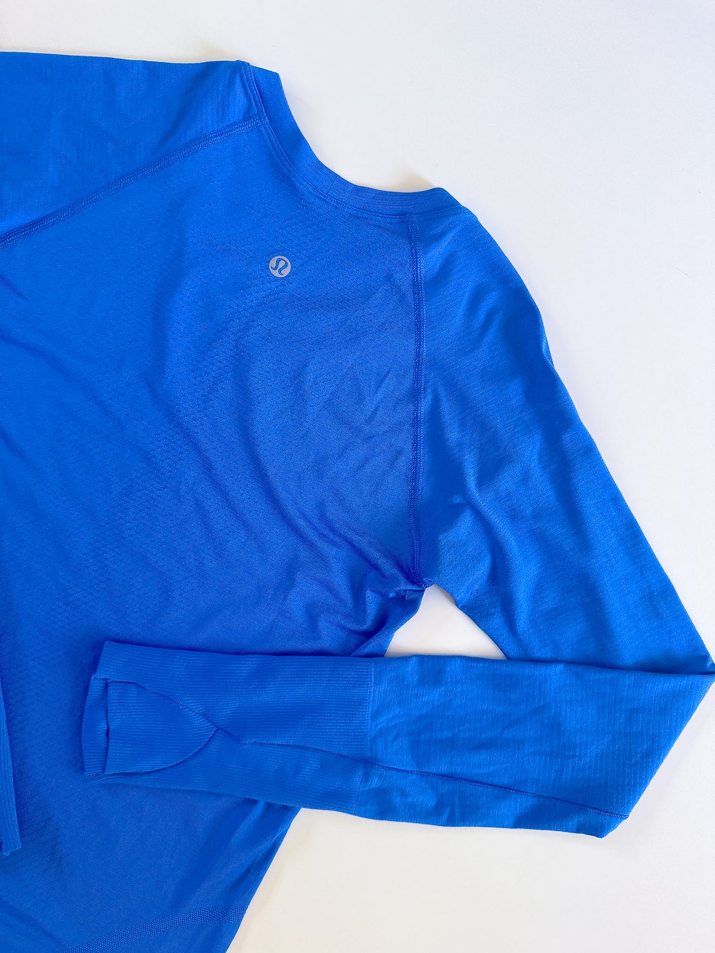 Size 4 Wild Bluebell Swiftly Tech Long Sleeve 2.0