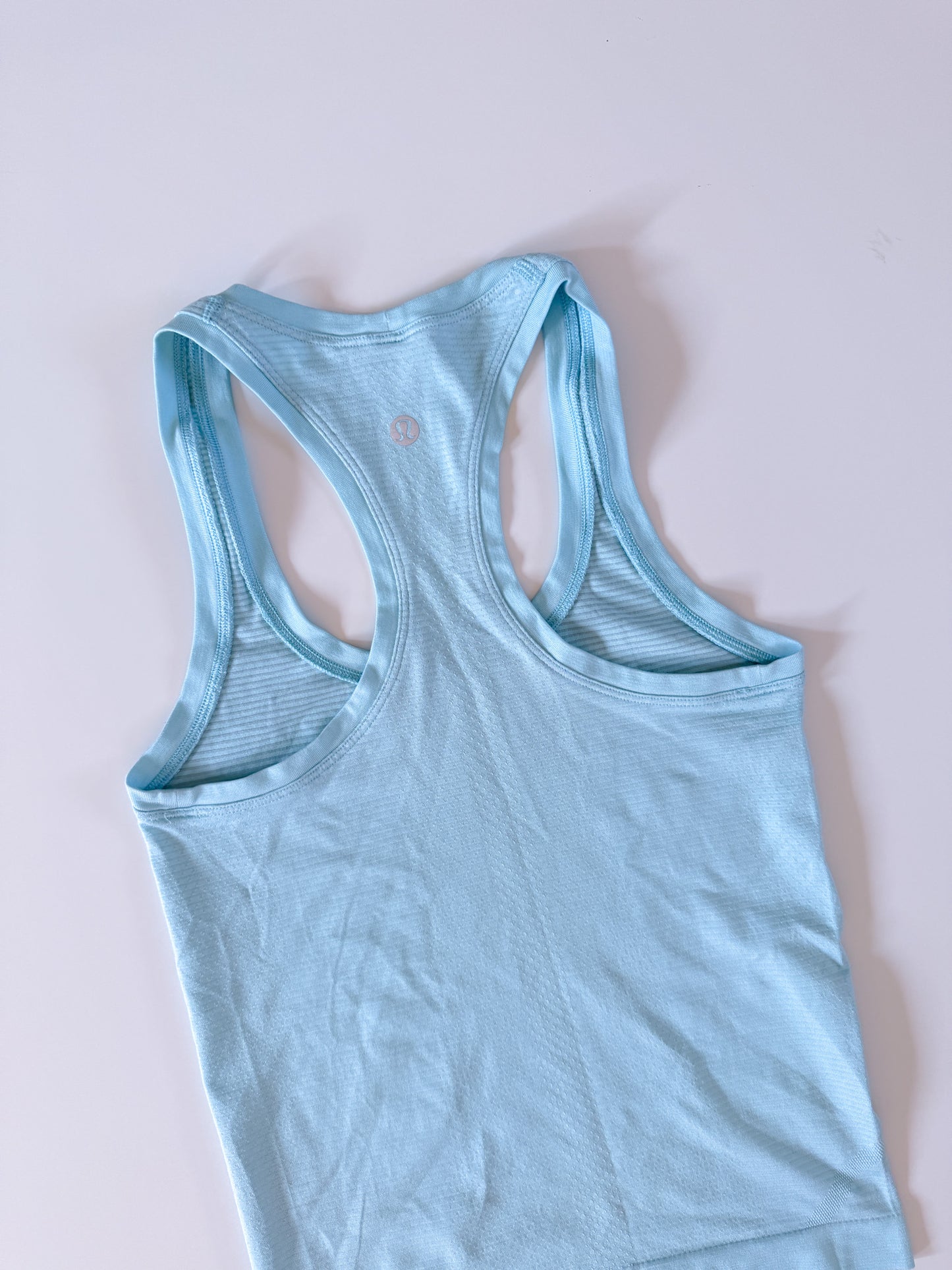 Size 2,6 Icing Blue Swiftly Tech Tank 2.0 race