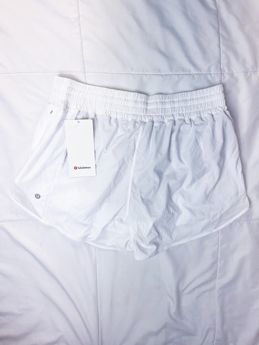 Size 2,10 NWT HIGHRISE White Hotty Hot 4"