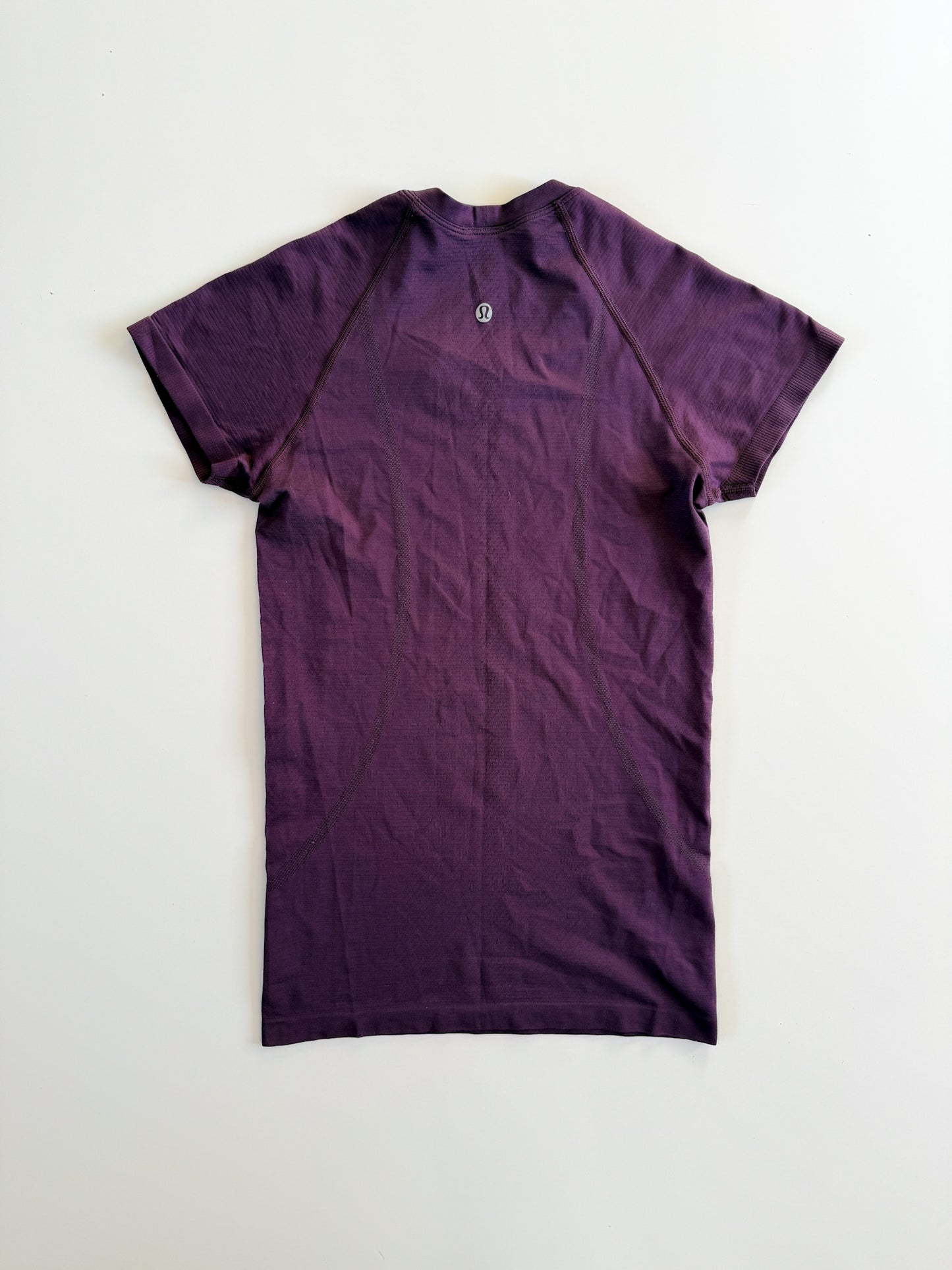 Size 4 Grape Swiftly Tech Short Sleeve 2.0