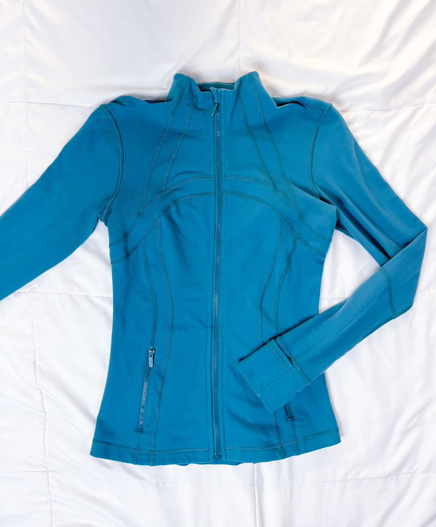 Size 6 Deep Cove Define Jacket flaw