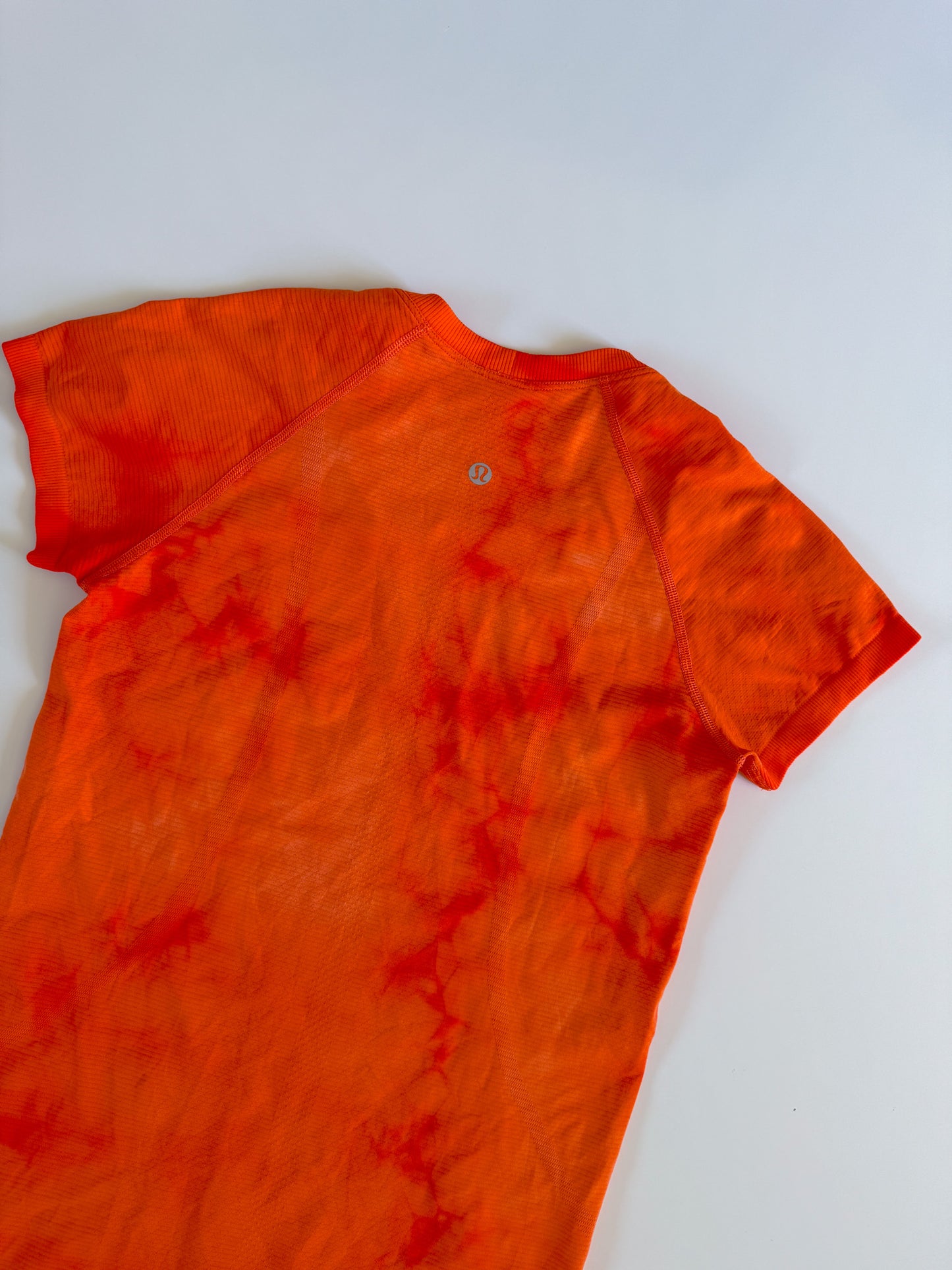 Size 6 RARE Orange Marble Swiftly Tech Short Sleeve 2.0