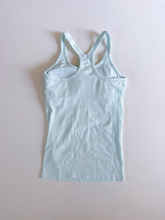 Size 4,10 Sheer Blue Ebb to Street Tank
