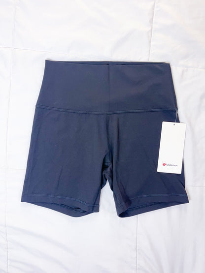 Size 14 NWT Black Align Short 6"