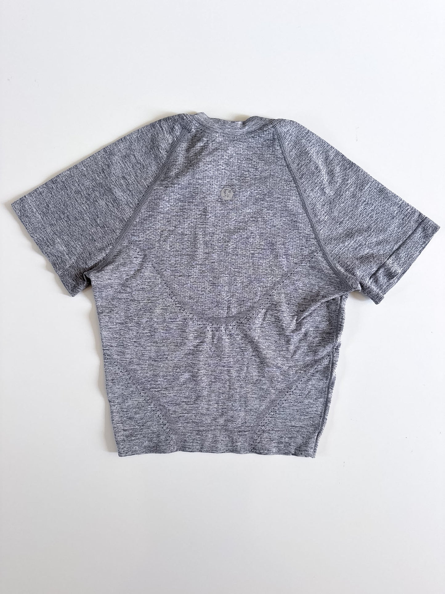 Size 0 Gray Swiftly Tech Short Sleeve 2.0 crop